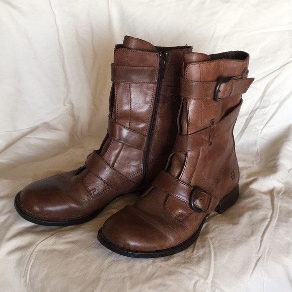 born short boots